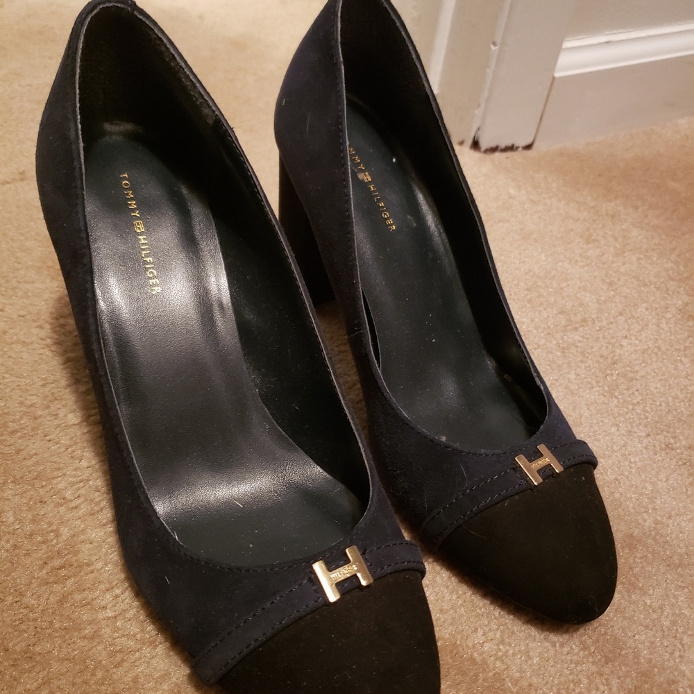 Black and Navy Heels Tommy Hilfiger